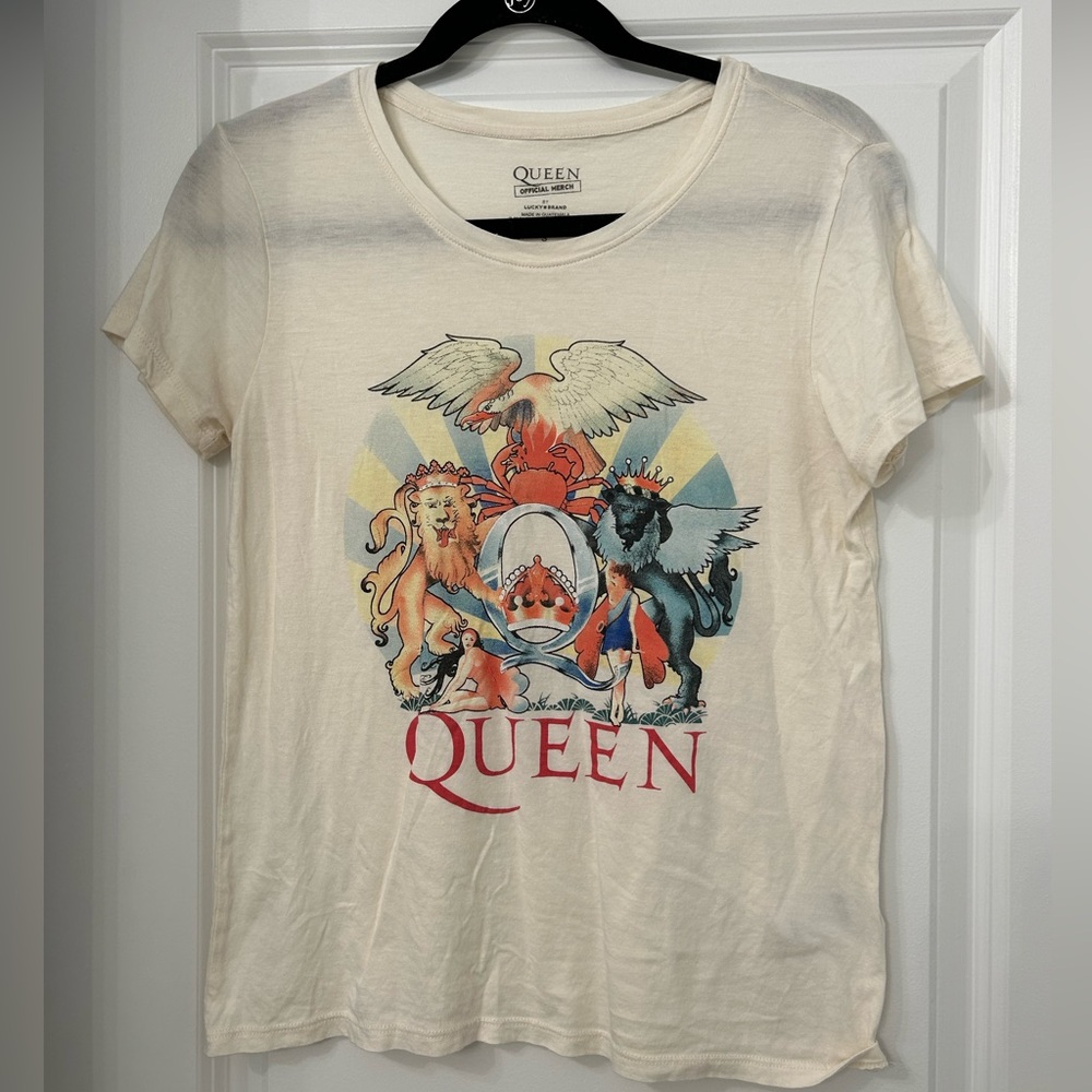 Vintage Style Queen T-Shirt